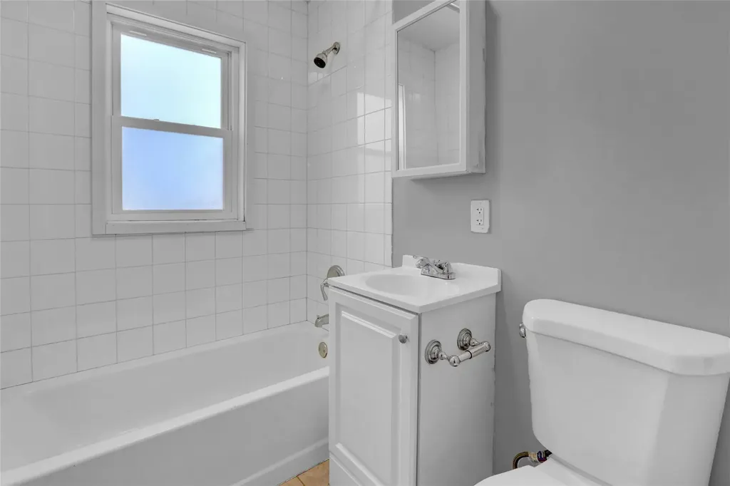 204 Mckinley Drive Mastic Beach NY 11951