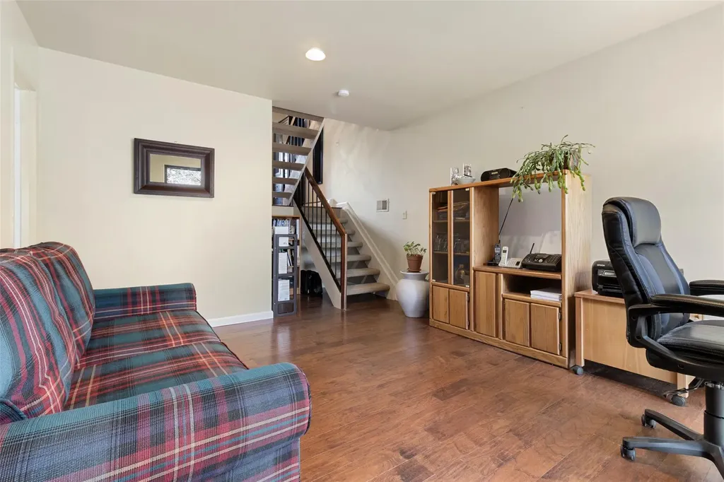 201 Ivy Hill Crescent Rye Brook NY 10573
