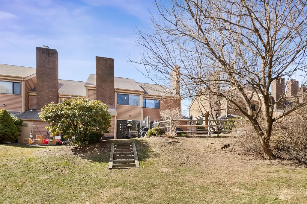 201 Ivy Hill Crescent Rye Brook NY 10573