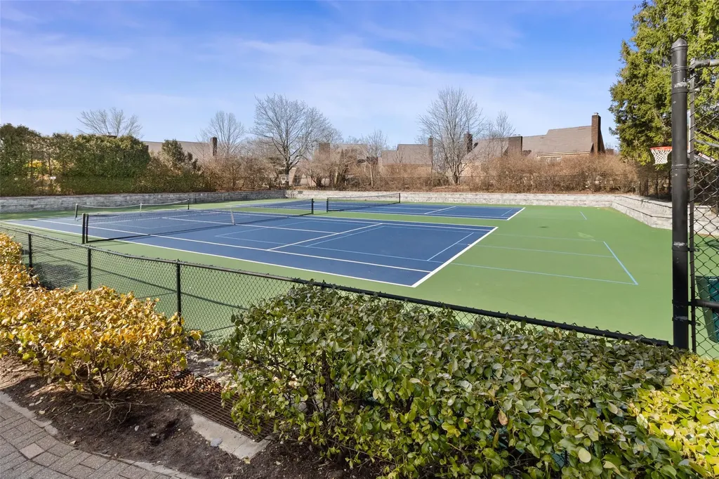 201 Ivy Hill Crescent Rye Brook NY 10573