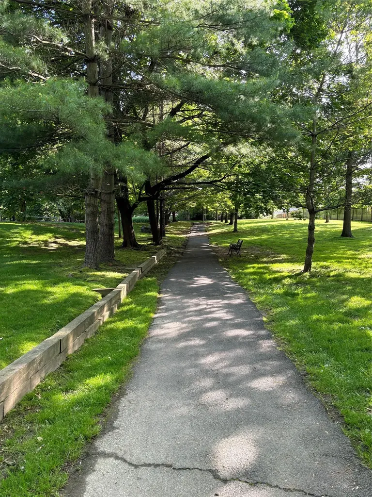 201 Ivy Hill Crescent Rye Brook NY 10573
