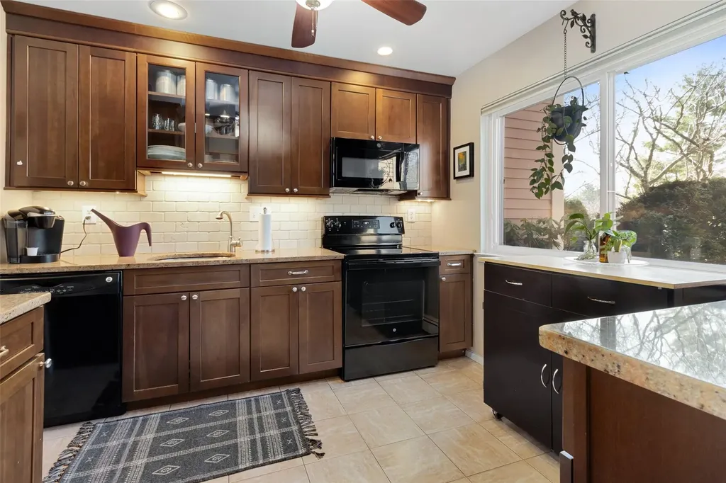 201 Ivy Hill Crescent Rye Brook NY 10573