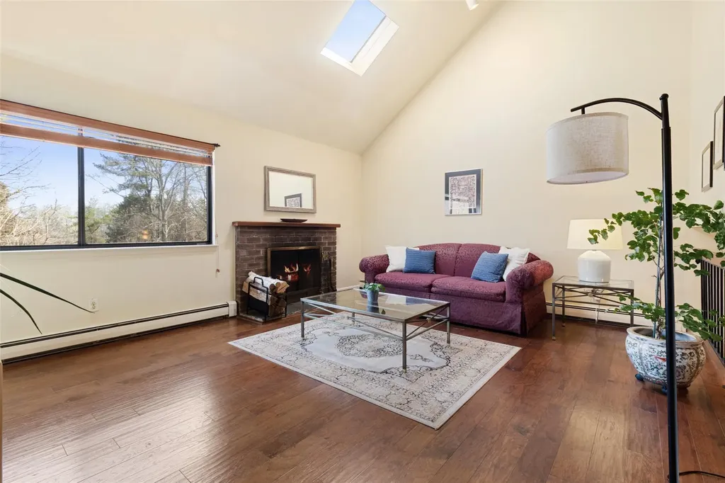 201 Ivy Hill Crescent Rye Brook NY 10573