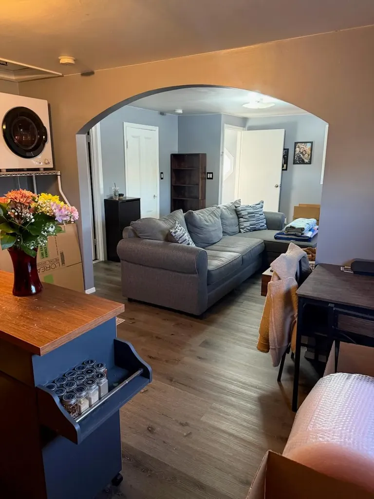 233 Maple Avenue Westbury NY 11590