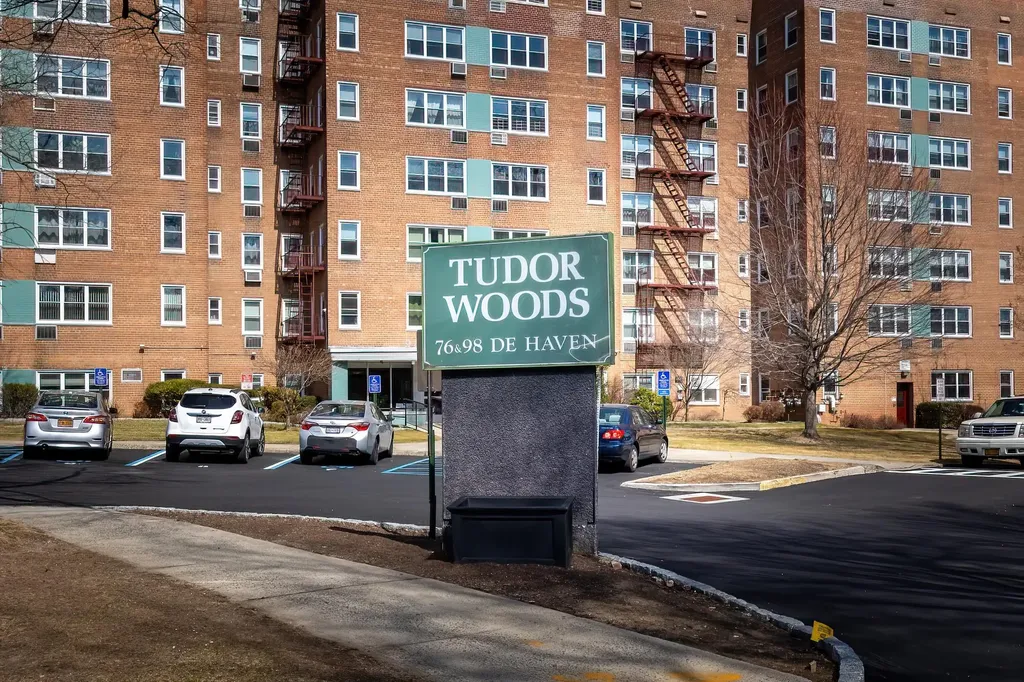 76 Dehaven Drive Yonkers NY 10703