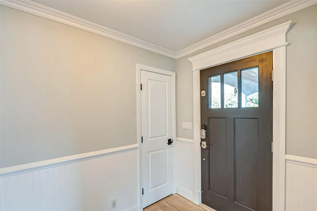 11 Beech Road Islip NY 11751
