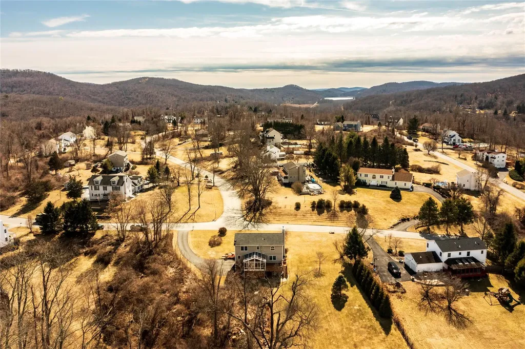 72 Devon Road Patterson NY 12563