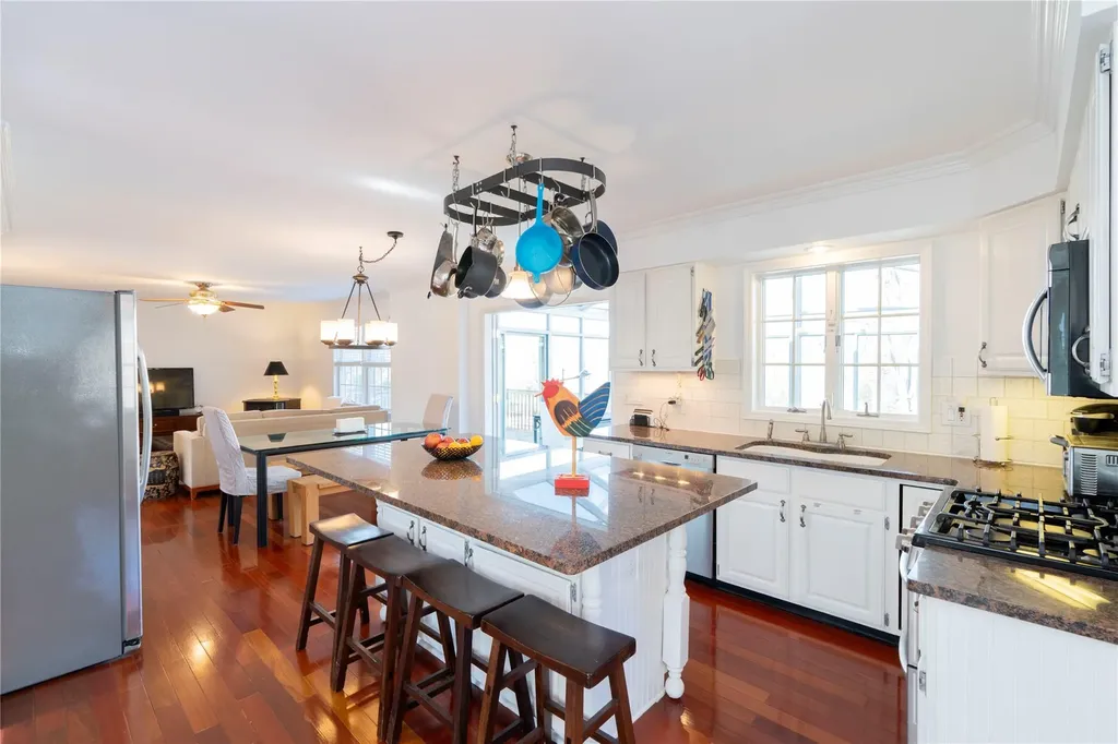 72 Devon Road Patterson NY 12563