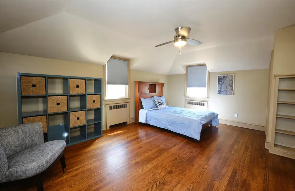 65 Rolling Hill Road Manhasset NY 11030
