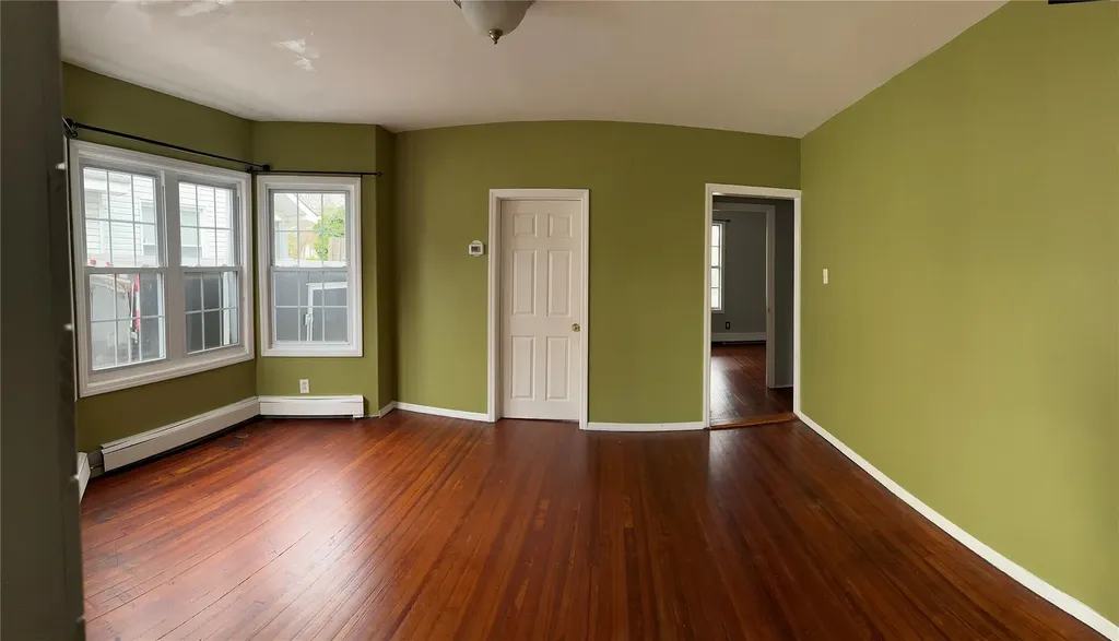 31 Beverly Road Hempstead NY 11550