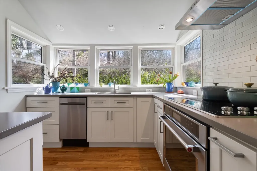 28 Lakeview Pass Katonah NY 10536