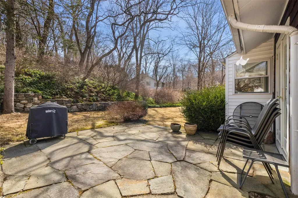 28 Lakeview Pass Katonah NY 10536