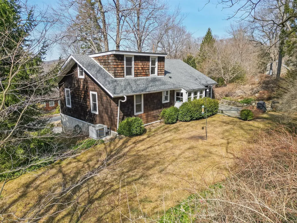 28 Lakeview Pass Katonah NY 10536