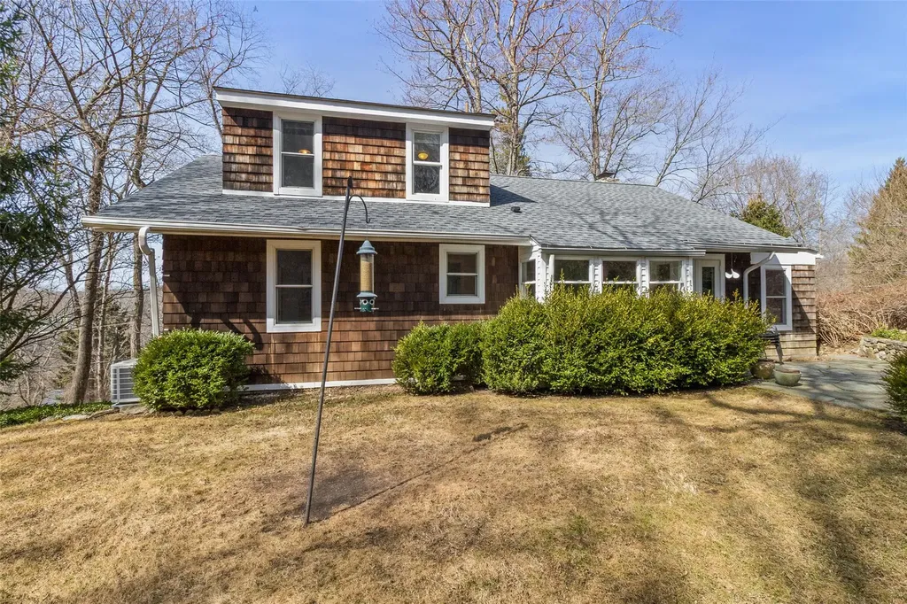 28 Lakeview Pass Katonah NY 10536