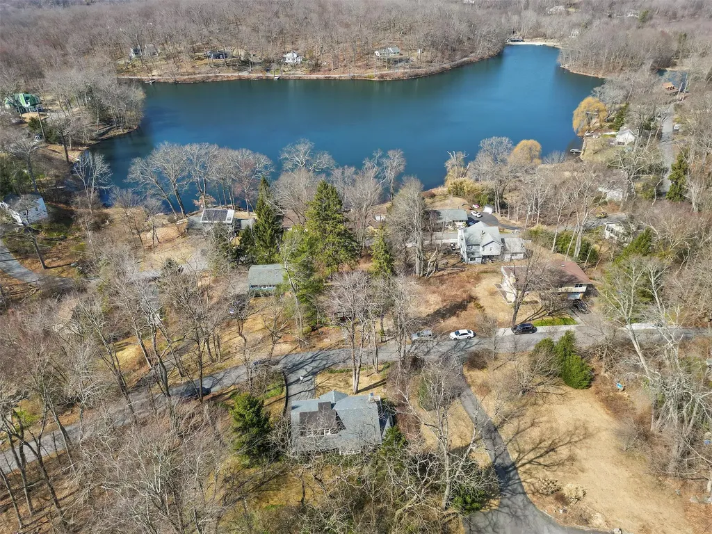28 Lakeview Pass Katonah NY 10536