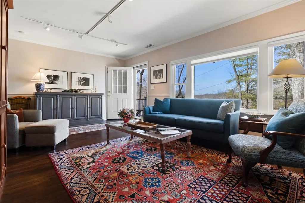 28 Lakeview Pass Katonah NY 10536