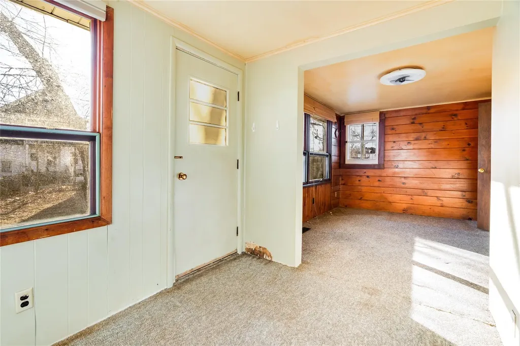 21 Edgar Street Poughkeepsie NY 12603