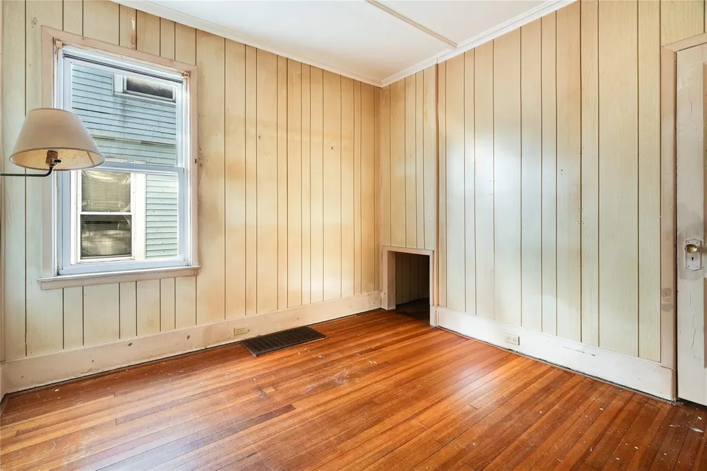21 Edgar Street Poughkeepsie NY 12603