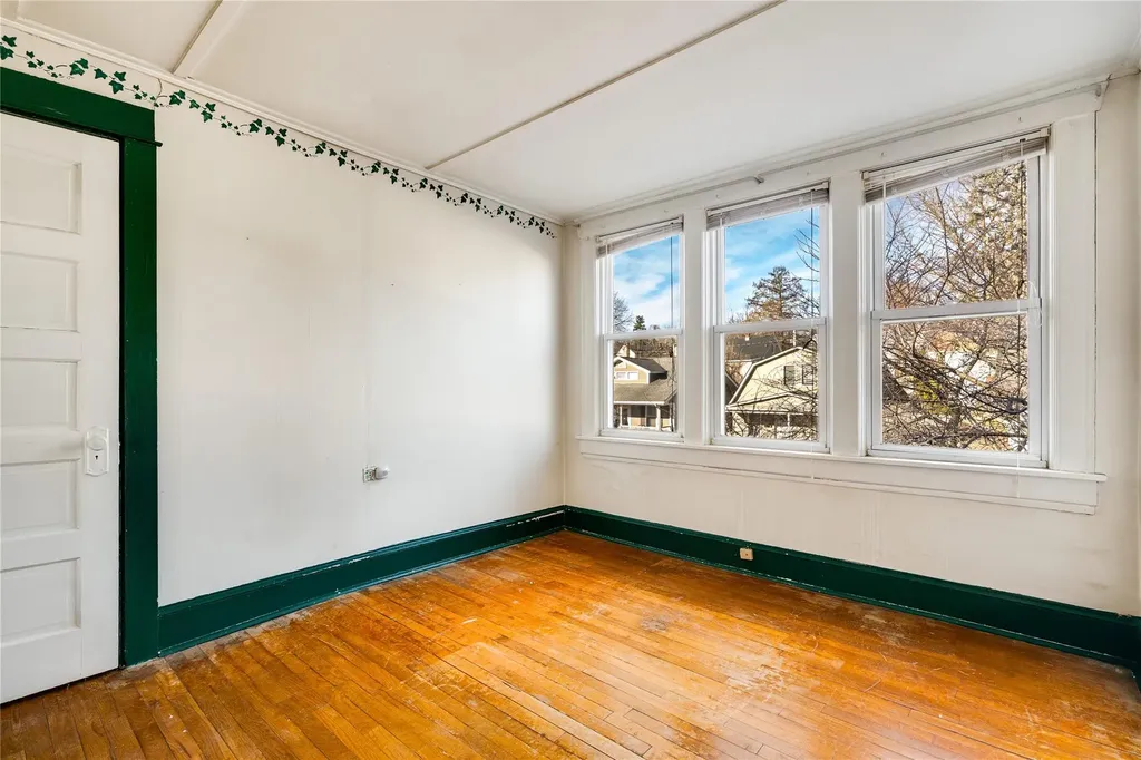 21 Edgar Street Poughkeepsie NY 12603