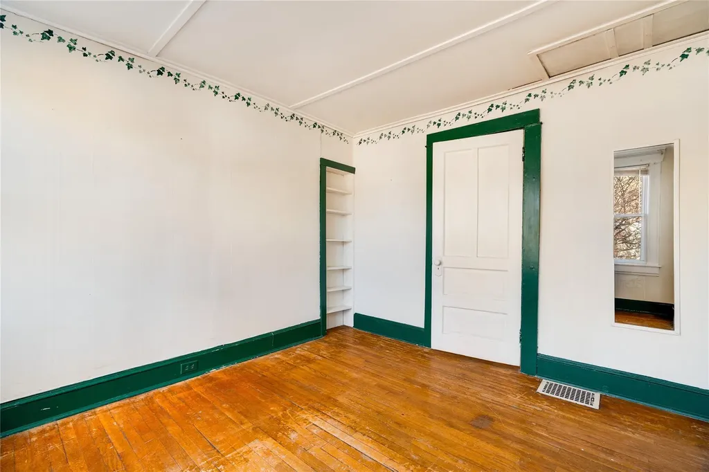 21 Edgar Street Poughkeepsie NY 12603