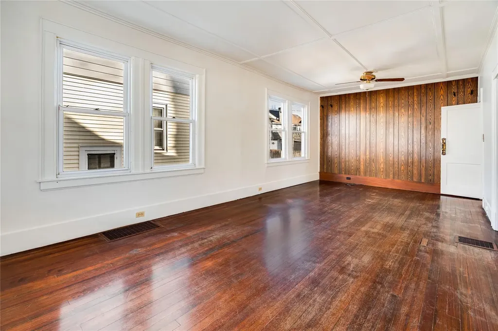 21 Edgar Street Poughkeepsie NY 12603