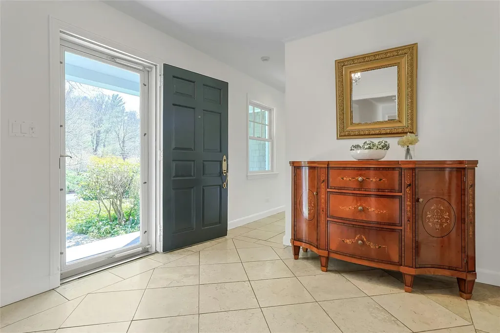 33 North Way Chappaqua NY 10514