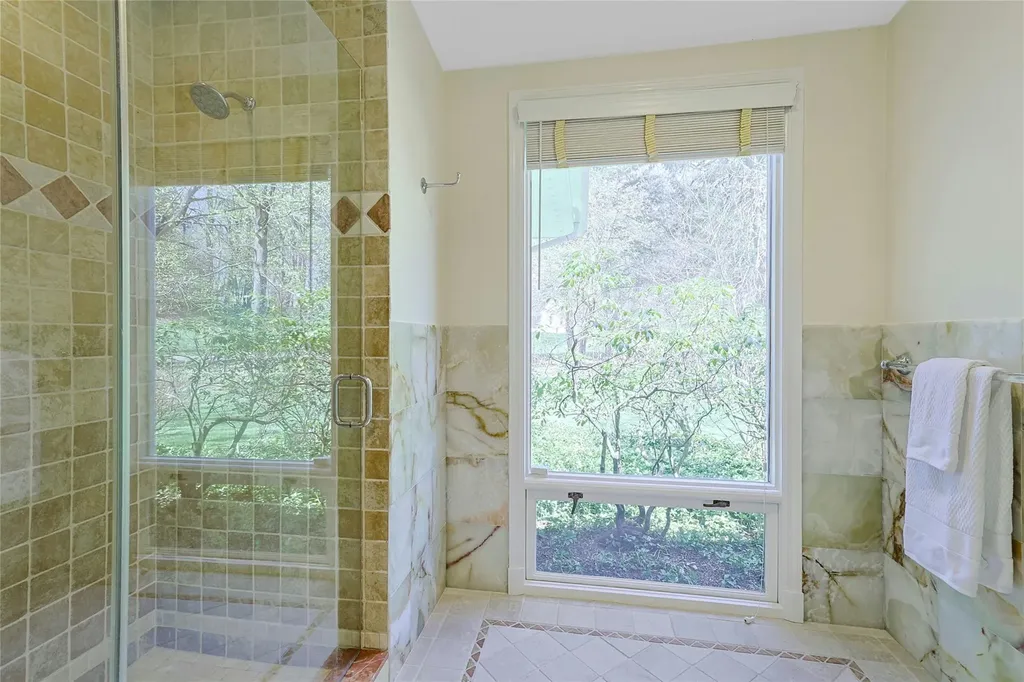 33 North Way Chappaqua NY 10514