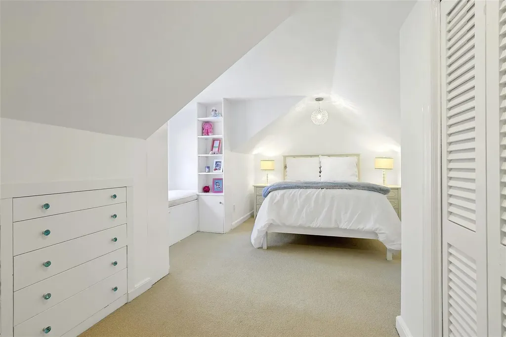 33 North Way Chappaqua NY 10514