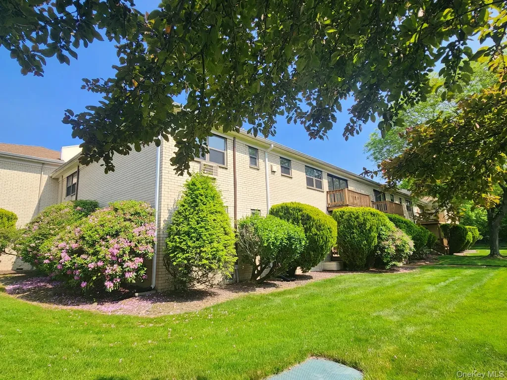 196 Sneden Place Spring Valley NY 10977