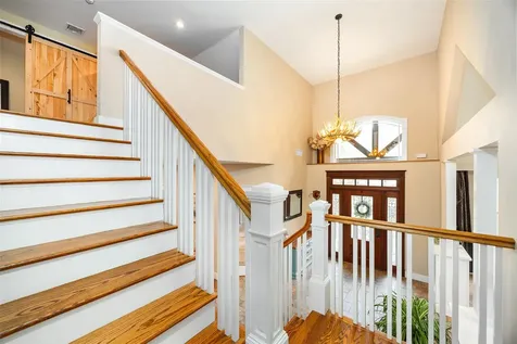 3 Laura Court Poughquag NY 12570