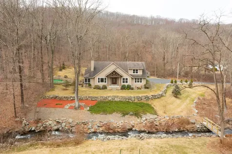3 Laura Court Poughquag NY 12570