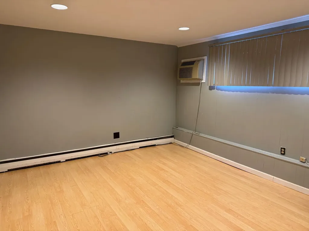 66 Beaumont Drive Plainview NY 11803