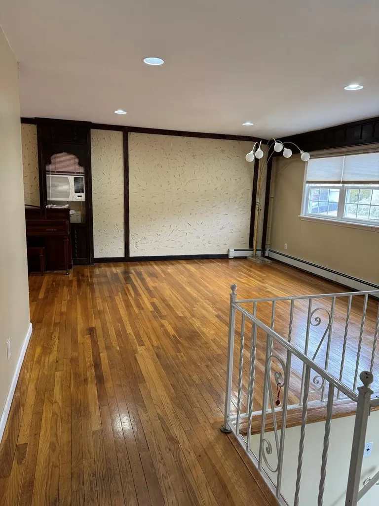 66 Beaumont Drive Plainview NY 11803