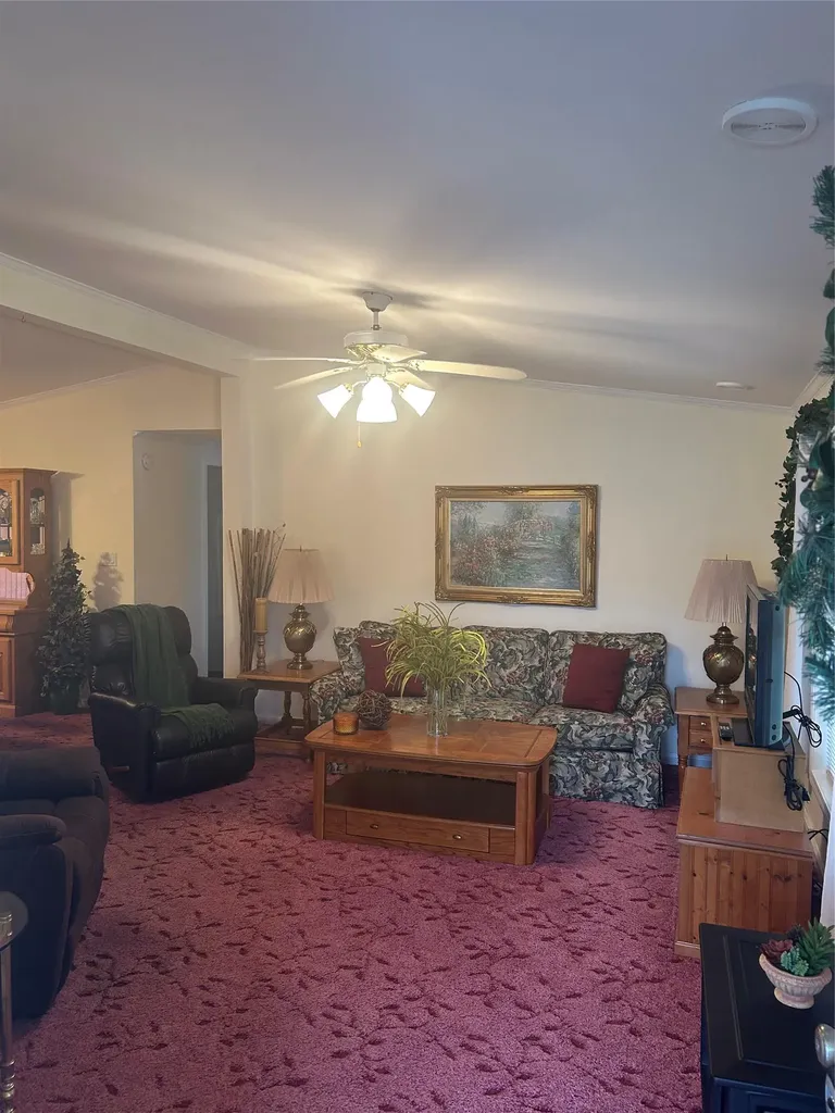 70 Sixth Drive Hyde Park NY 12538