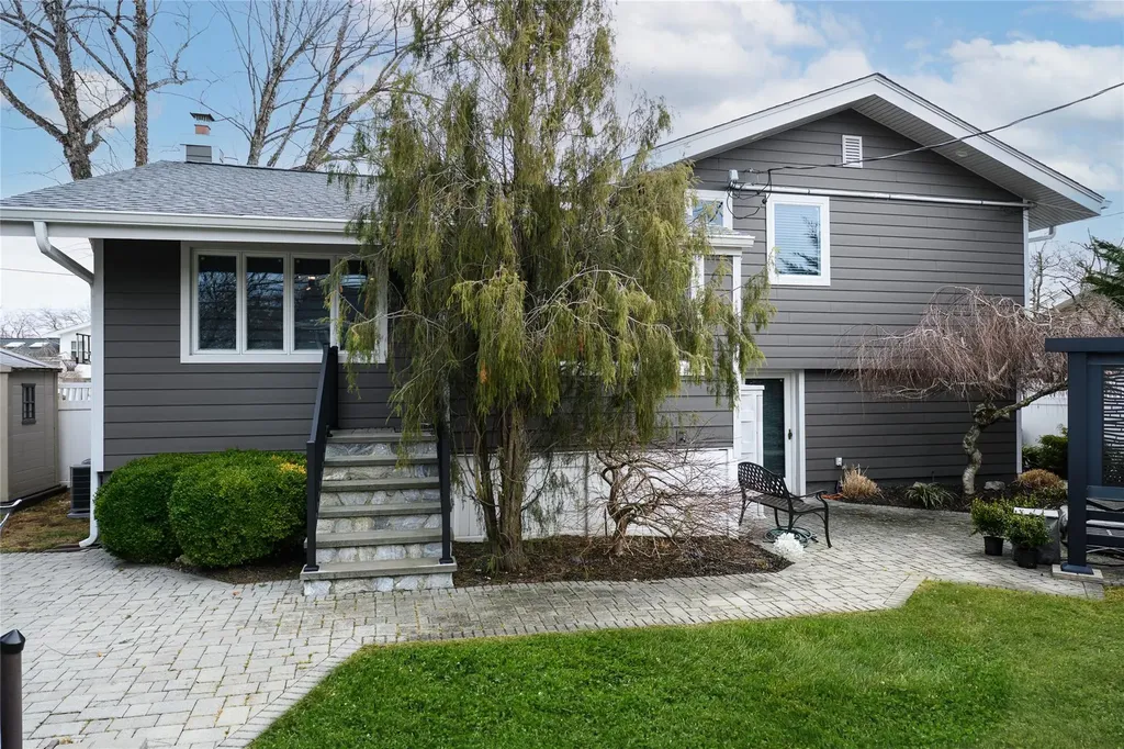19 Friendly Lane Jericho NY 11753