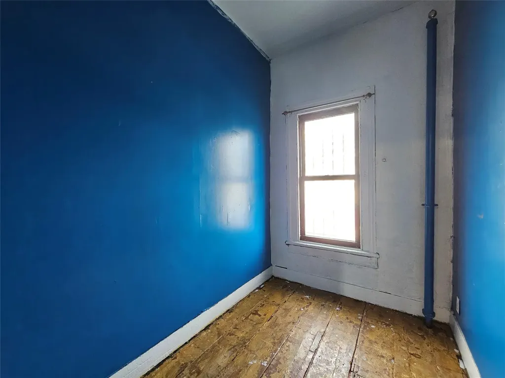 1076 Lafayette Avenue Brooklyn NY 11221