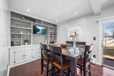 9 Westwood Avenue Deer Park NY 11729