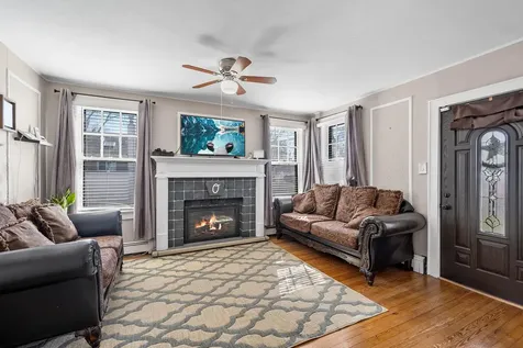 9 Westwood Avenue Deer Park NY 11729