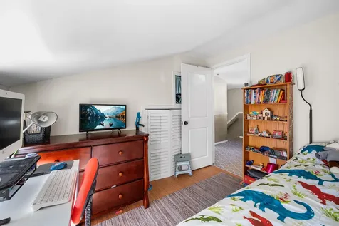9 Westwood Avenue Deer Park NY 11729
