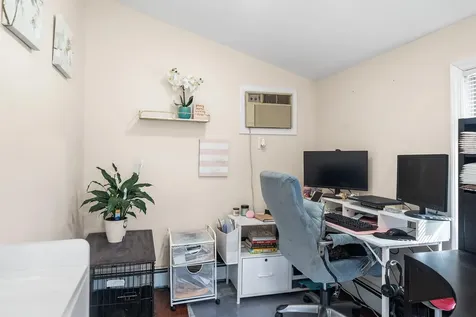 9 Westwood Avenue Deer Park NY 11729