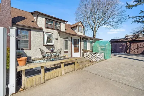 9 Westwood Avenue Deer Park NY 11729