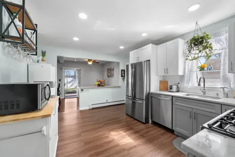 9 Westwood Avenue Deer Park NY 11729