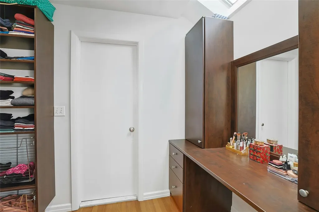 6 Deer Run Chappaqua NY 10514