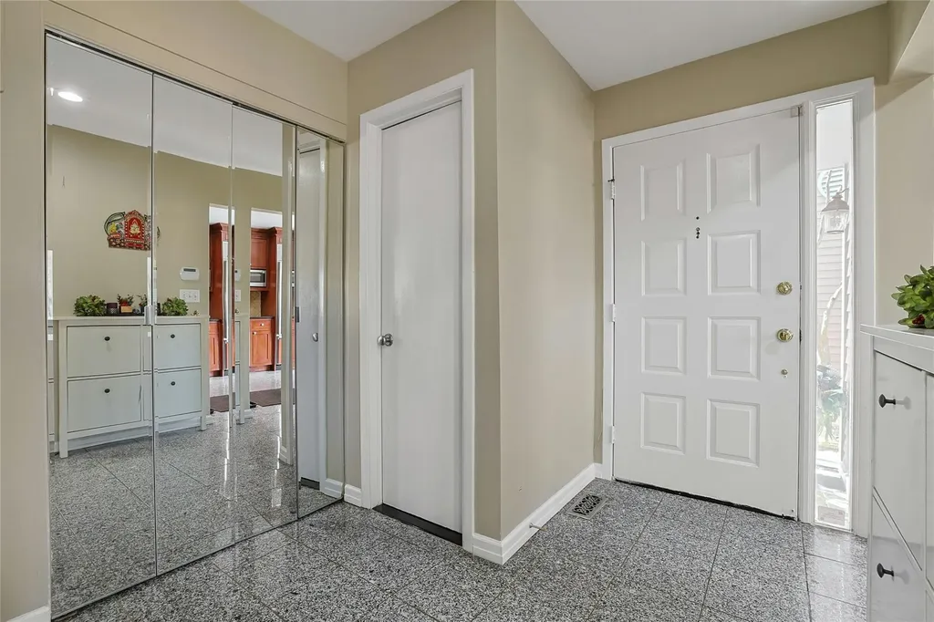 6 Deer Run Chappaqua NY 10514
