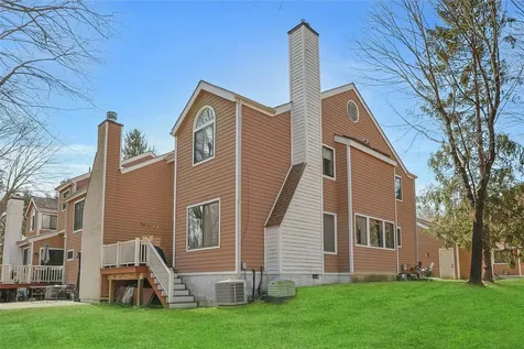 6 Deer Run Chappaqua NY 10514