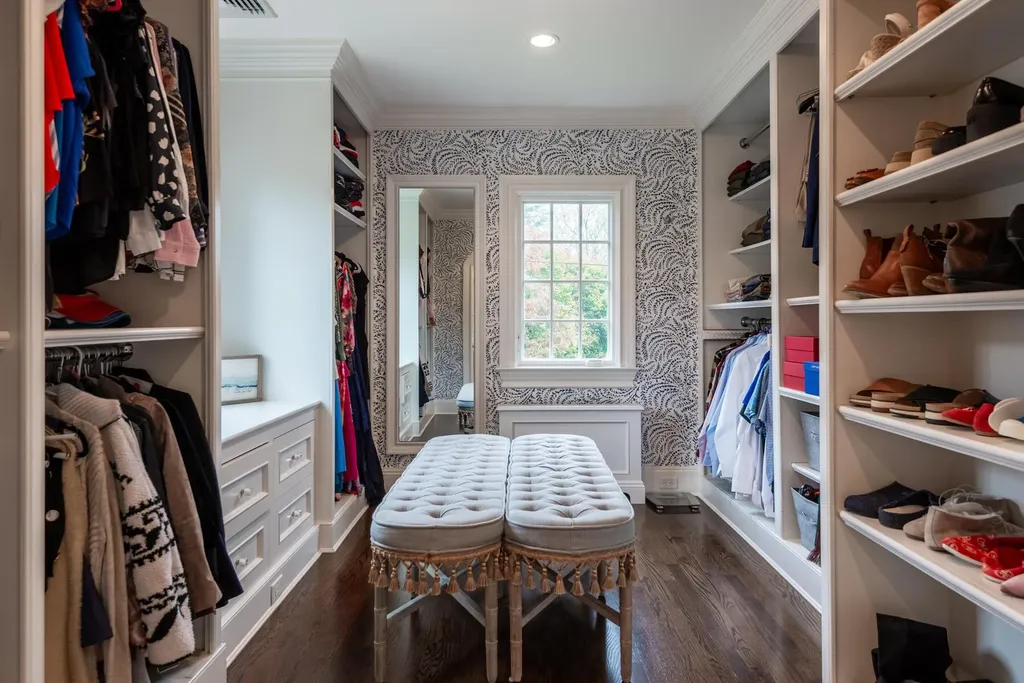 134 Circle Drive Manhasset NY 11030