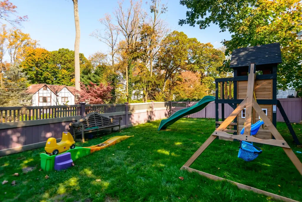 134 Circle Drive Manhasset NY 11030