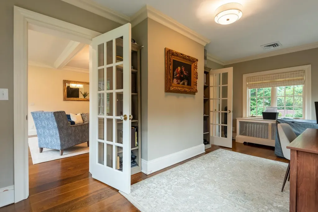 134 Circle Drive Manhasset NY 11030