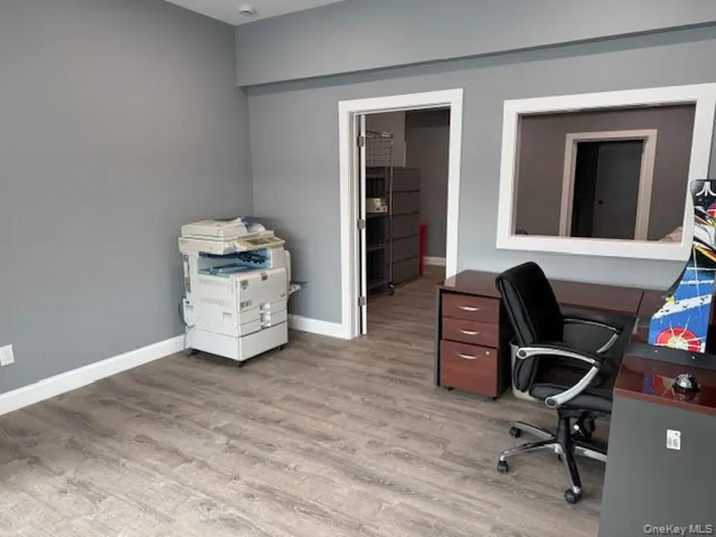 7 Ruscitti Road New Windsor NY 12553