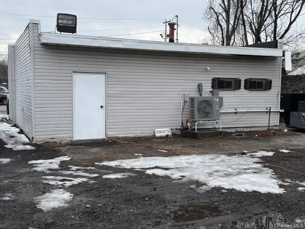 7 Ruscitti Road New Windsor NY 12553